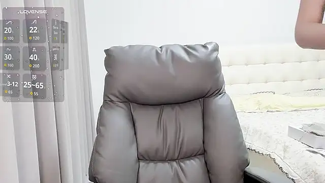 H-2005's Webcam Show
