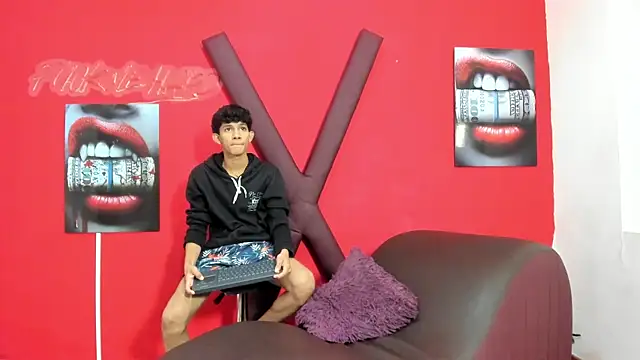 AVENGER_BOYS2026 即時 XXX 聊天