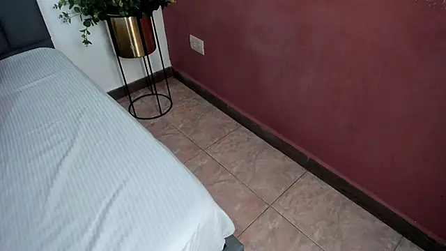 Chat XXX ao vivo de AnnaBroooks