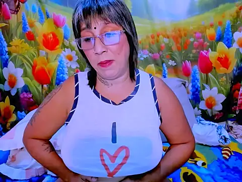 Chat XXX en directo de indianroxy