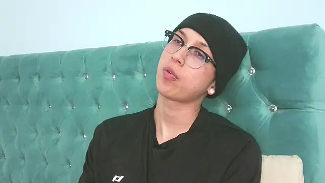 _Thomas_hot_ élő XXX-chatje