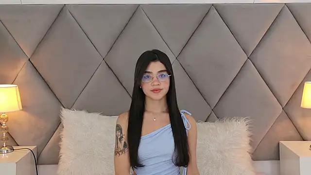OliviaDiaz Chat XXX in diretta