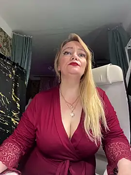 Sweet-blonde's Live XXX Chat