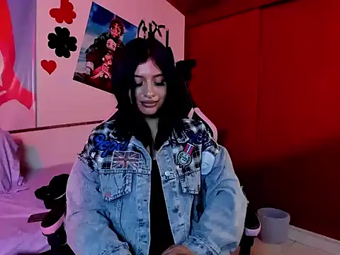 zaraywhitmoreのライブXXXチャット