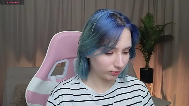 AliceIsmar's Webcam Show