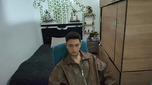 santii_ss Pertunjukan Webcam