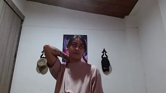 Živý XXX chat Crystal_Star_