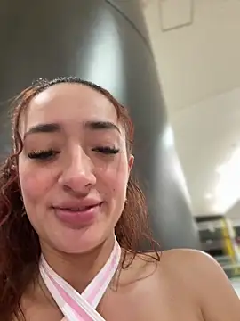 Chat +18 de ariiel_ ao vivo