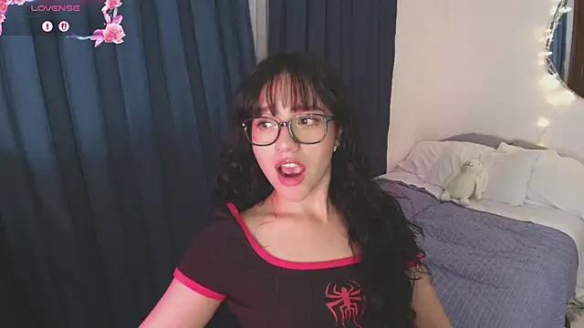 Katiieee live XXX chat