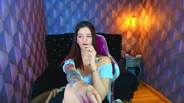 LiaHarryis' Live XXX Chat