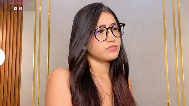 Hana-Parker's Live XXX Chat