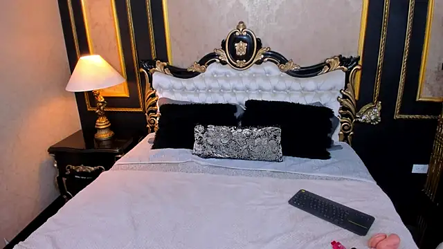AlaskaAmato live XXX chat