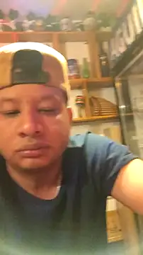 Chat +18 de themorenofit08 ao vivo