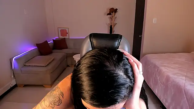 Kristen_Garner élő XXX-chatje