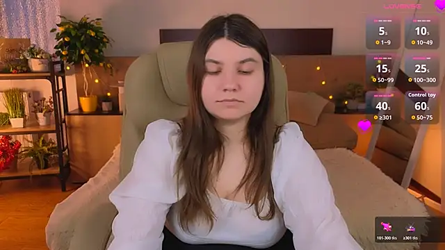 Viola__Shy live XXX chat