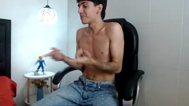 AmethystShadow17 Show Webcam