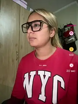 Chat +18 de Miabonnett_ ao vivo