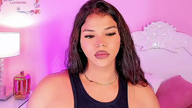 Keira_Fox31 élő XXX-chatje