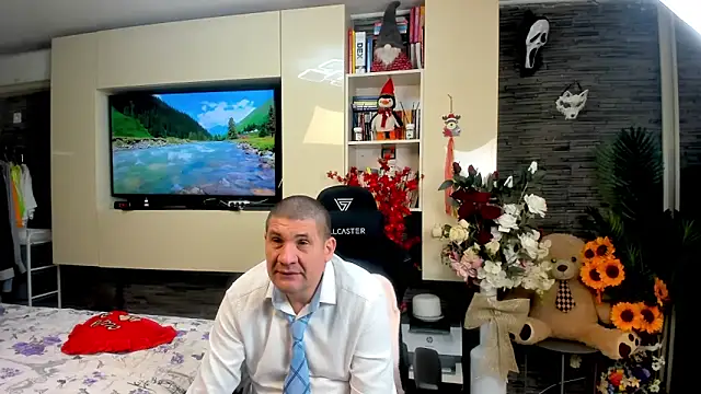 SpartacusDaddy48 Webcam show