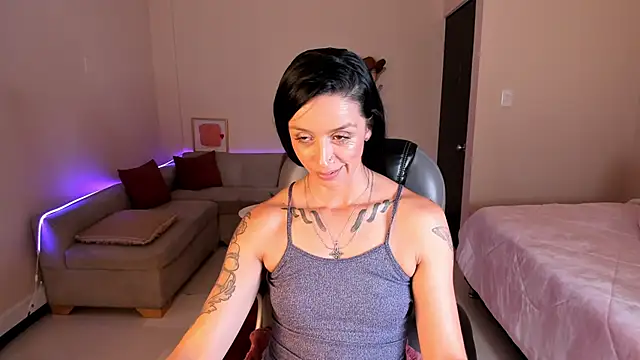 Chat XXX ao vivo de Kristen_Garner
