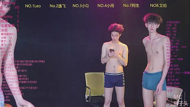AAA-winner – Naživo XXX chat