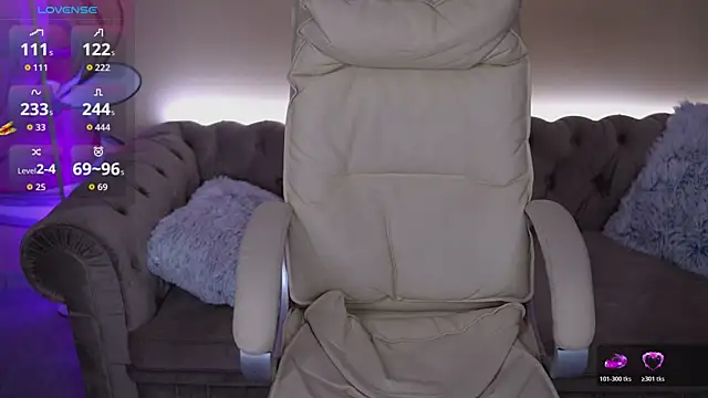 LindsyRawrのライブXXXチャット