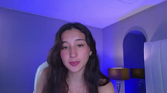 ChloeStars_ élő XXX-chatje