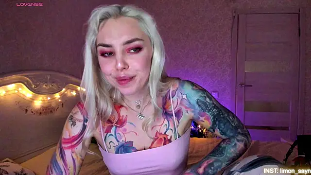 Sembang XXX Secara Langsung LillyMoure_