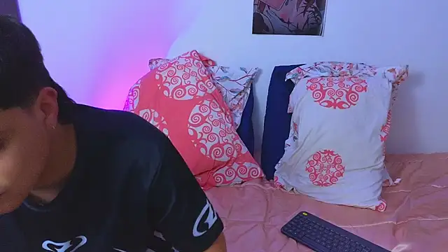 LilithAndJacob's Webcam Show