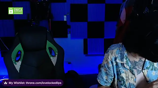 lovelockedlips: вебкам-шоу