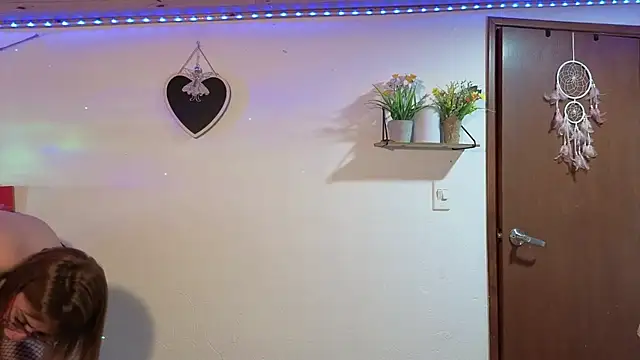 Victoria_Fallon Adlı Modelin Canlı XXX Sohbeti