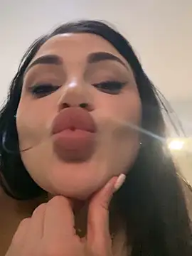 AylaSparkk webcam show