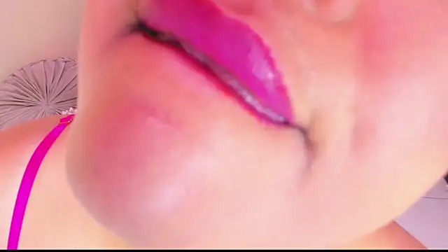 Julia_HayeのライブXXXチャット