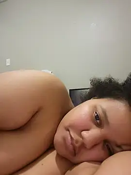 chocolate_bella: απευθείας συνομιλία ΧΧΧ