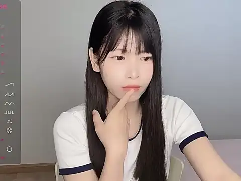Aida73 在線直播表演