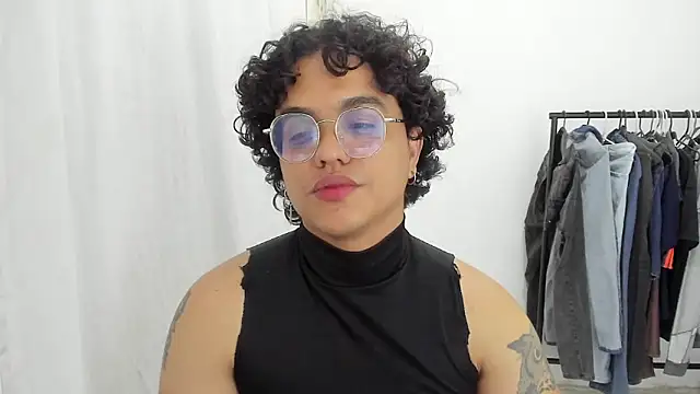 Show de Diane_exotic na webcam