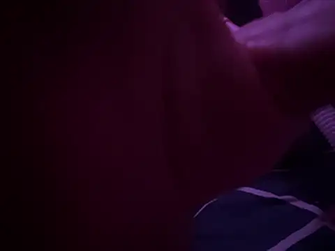 Kellye_hotTsのウェブカメラショー