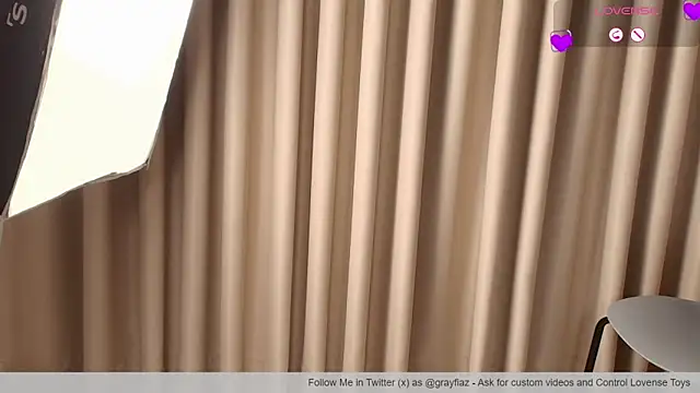 Živý XXX chat Hannahpretty-