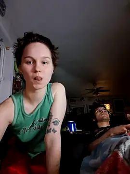 SugarNCinnamonn Webbikameraesitys