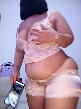 BlackCat_Yassmina élő XXX-chatje