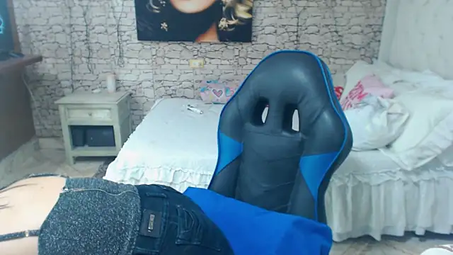 AlissonTyler4u Chat XXX in diretta