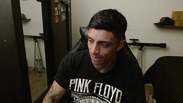 kv___xxx_ Show Webcam