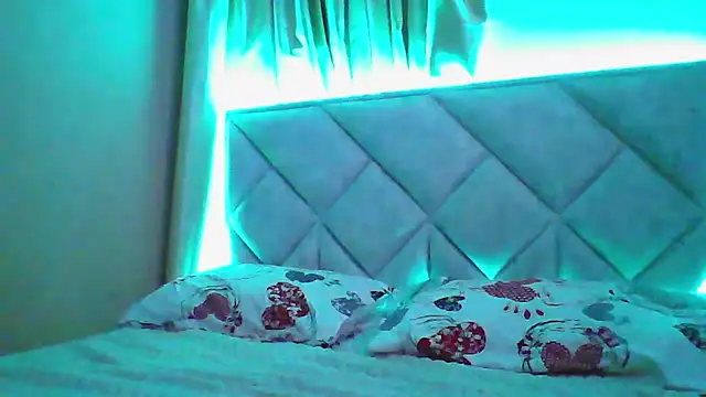camila_star10 Live XXX Chat
