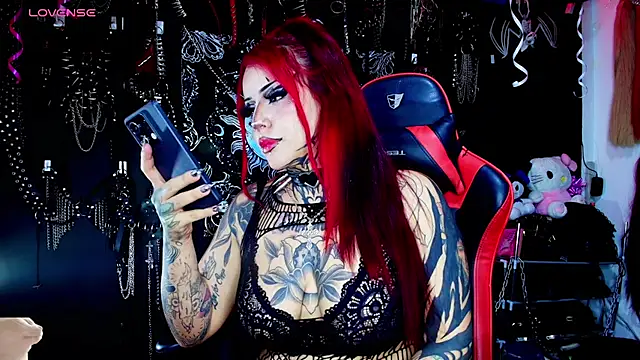 Chat XXX ao vivo de jannaink_
