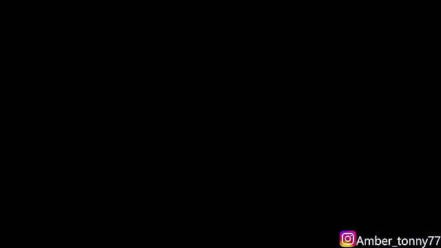 Amber77__ – Naživo XXX chat