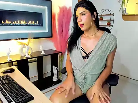 Celeste_Funnyy: вебкам-шоу