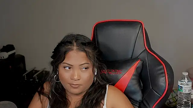 Bubbleliyah's Live XXX Chat