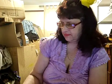 Chat XXX en directo de Samantha_Squirt@xh