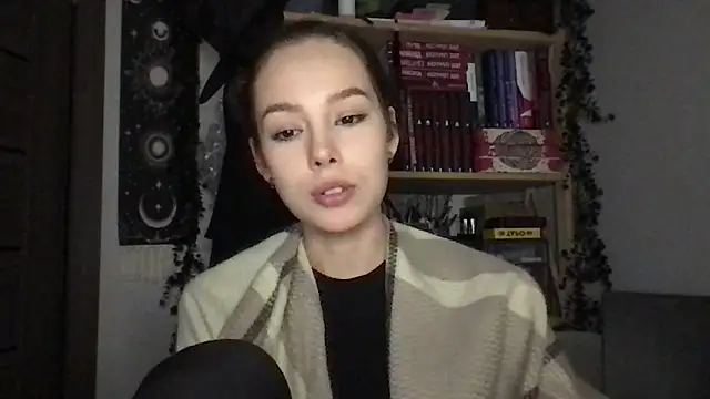 Yuna5343 live XXX chat