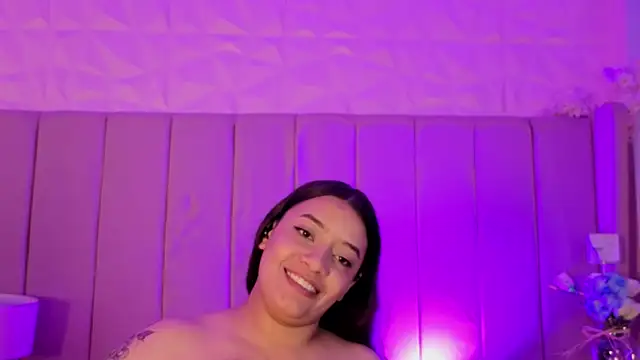 Czat XXX na żywo – MollyBigBoobs12